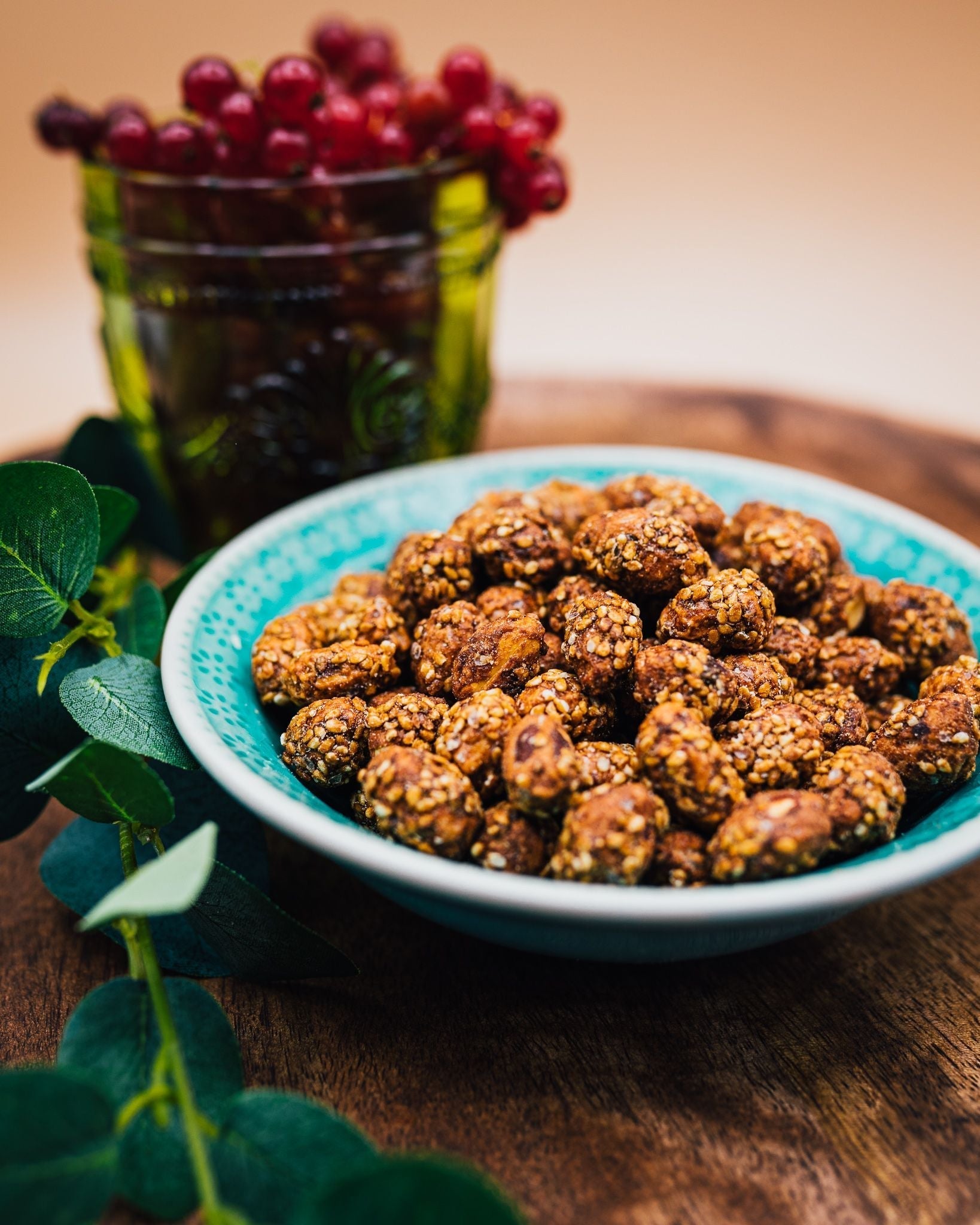 Gebrannte Erdnüsse mit Honig und Sesam – GenussBerlin Gebrannte Erdnüsse mit Honig und Sesam – GenussBerlin